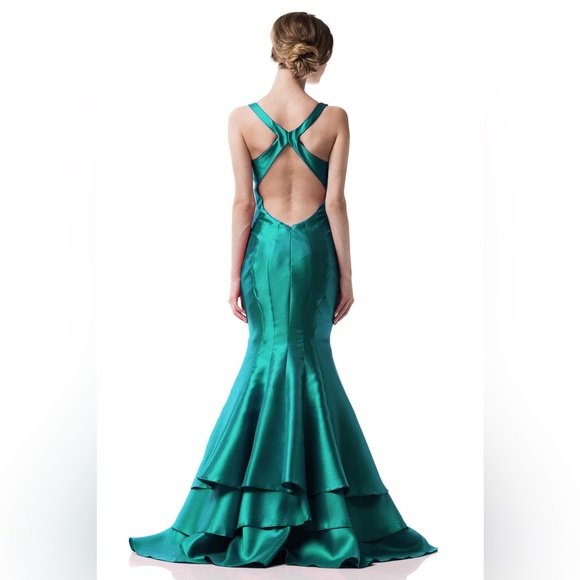 Stunning Jade Green Satin Evening / Formal Mermaid Dress / Gown Size Small - Picture 2 of 13